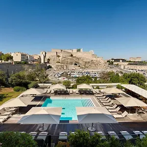 https://radisson-blu-vieux-port.fr-provencehotel.com